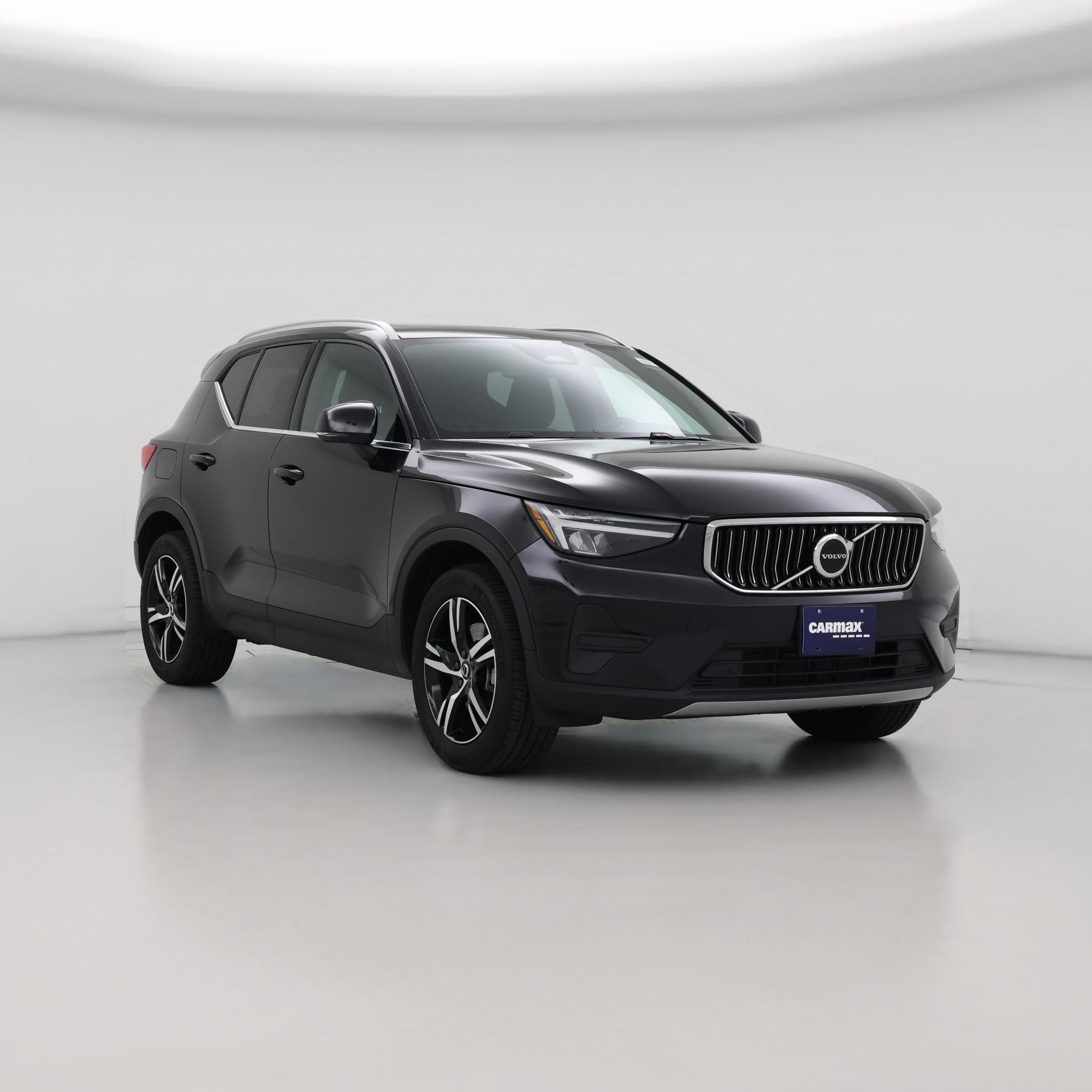 Thumbnail: 2024 Volvo XC40 - 1
