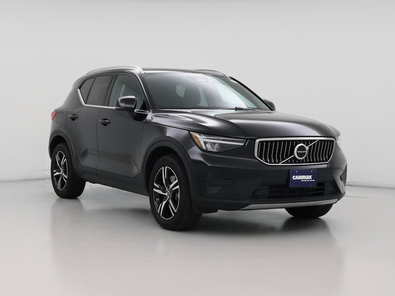 2024 Volvo XC40 B5 Core -
                  Albany, NY