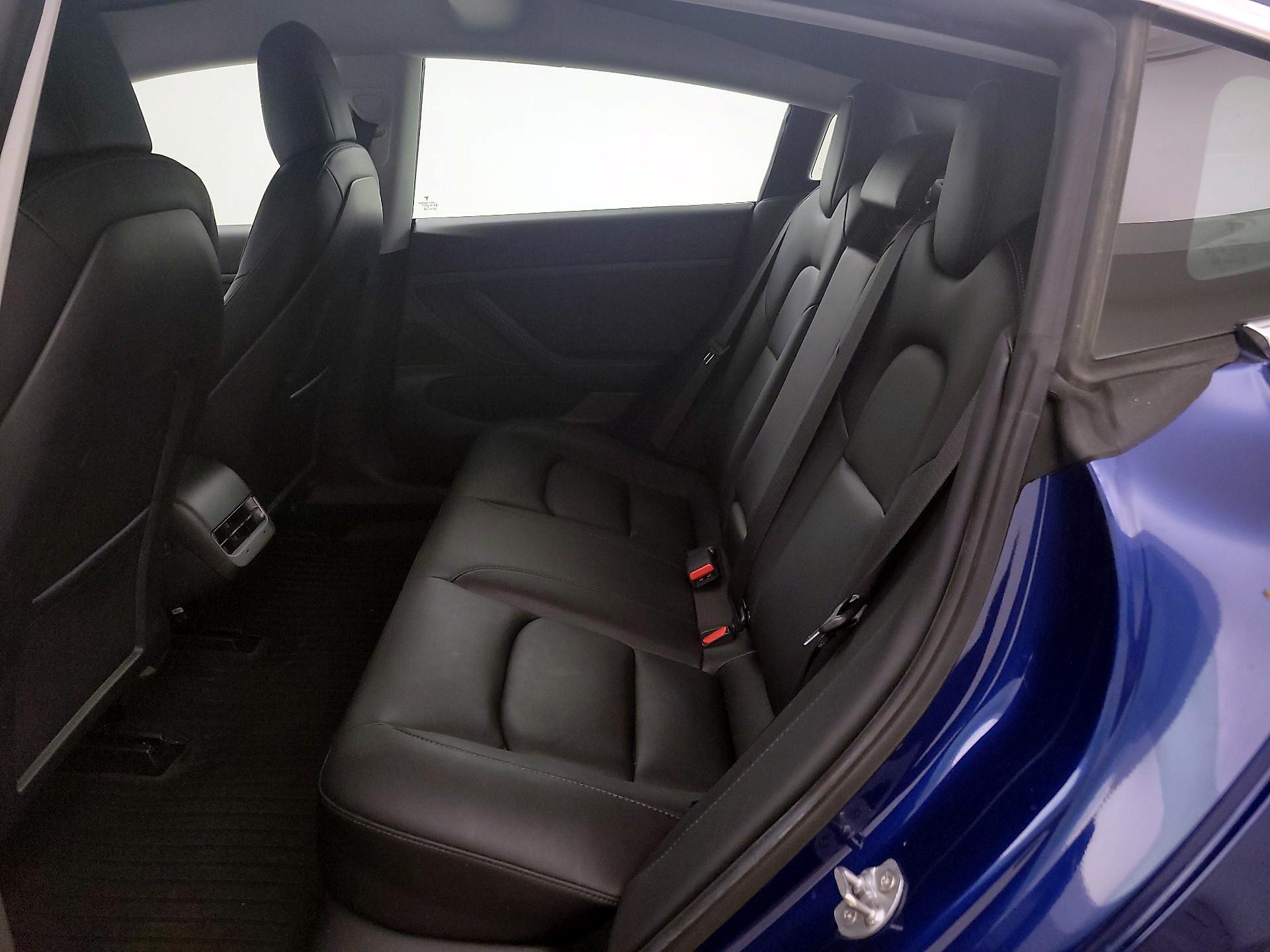 Thumbnail: 2020 Tesla Model 3 - 20