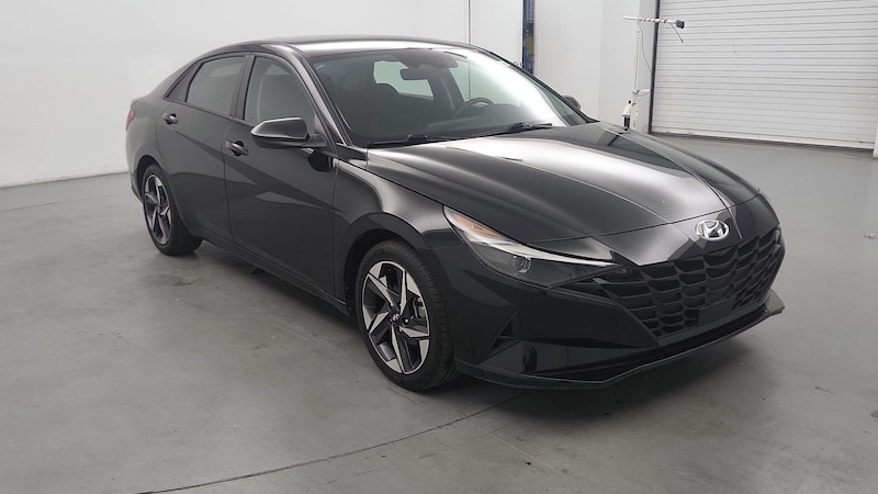 2023 Hyundai Elantra SEL Hero Image