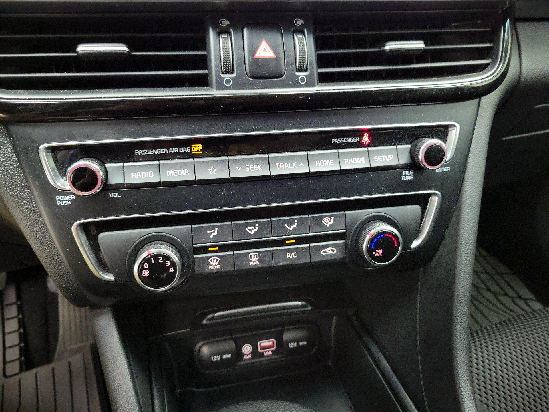 Thumbnail: 2019 Kia Optima - 16