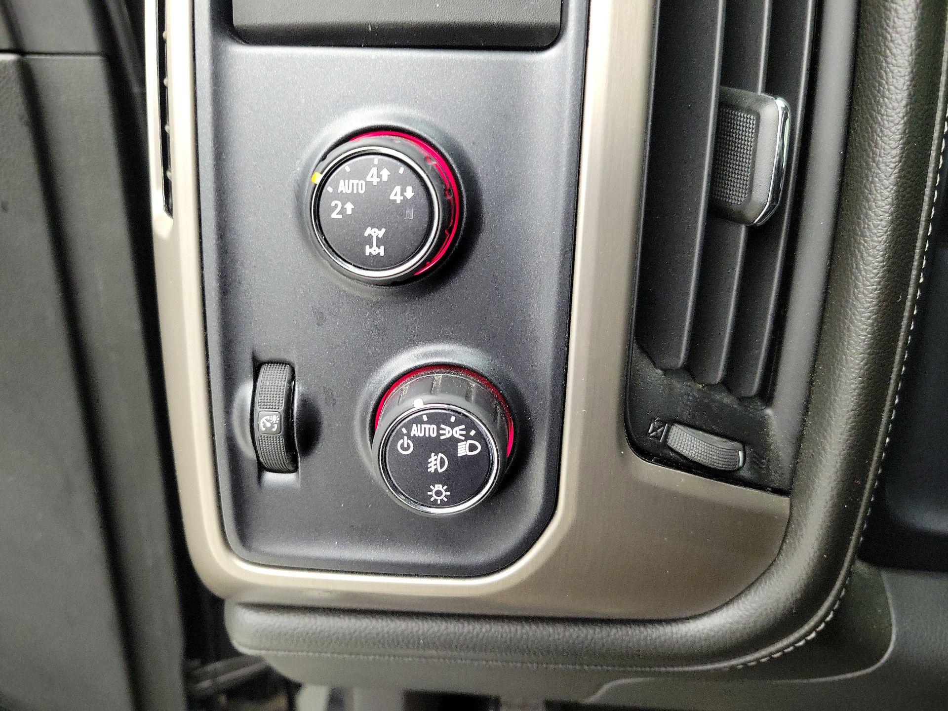 Thumbnail: 2015 GMC Sierra 1500 - 13