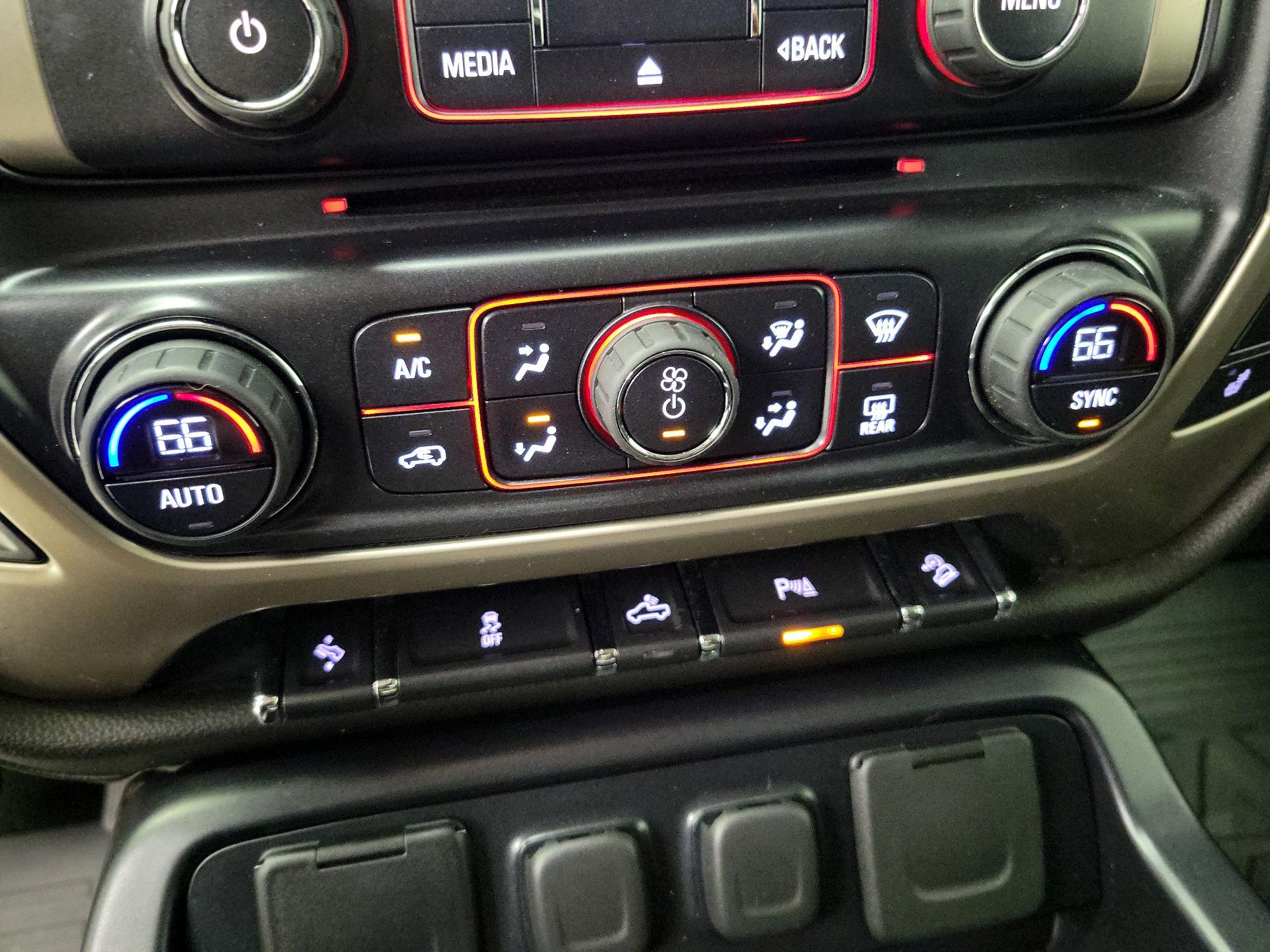 Thumbnail: 2015 GMC Sierra 1500 - 16