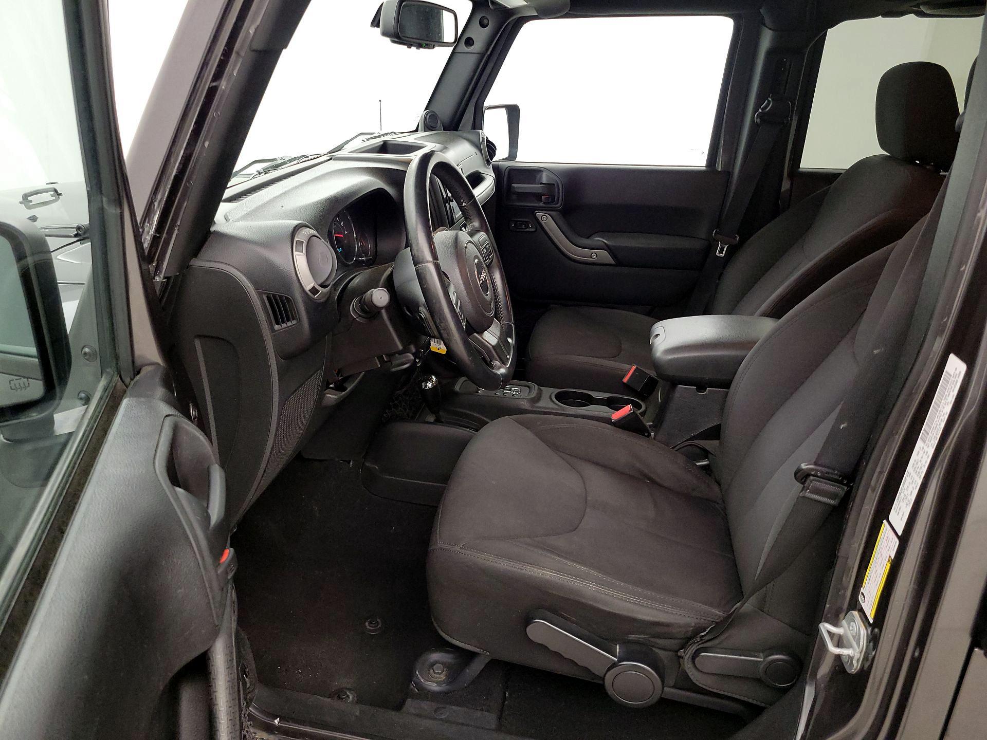 Thumbnail: 2014 Jeep Wrangler - 11