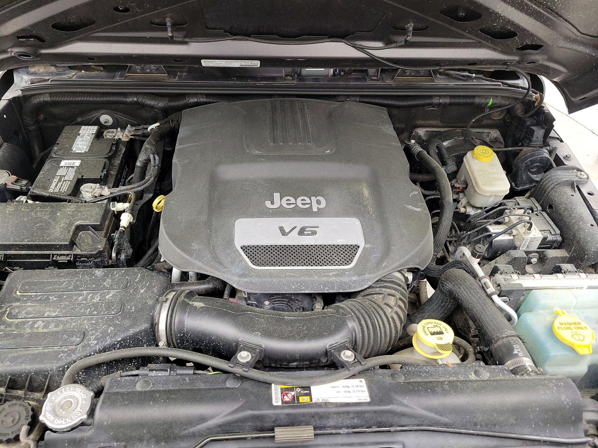 Thumbnail: 2014 Jeep Wrangler - 20