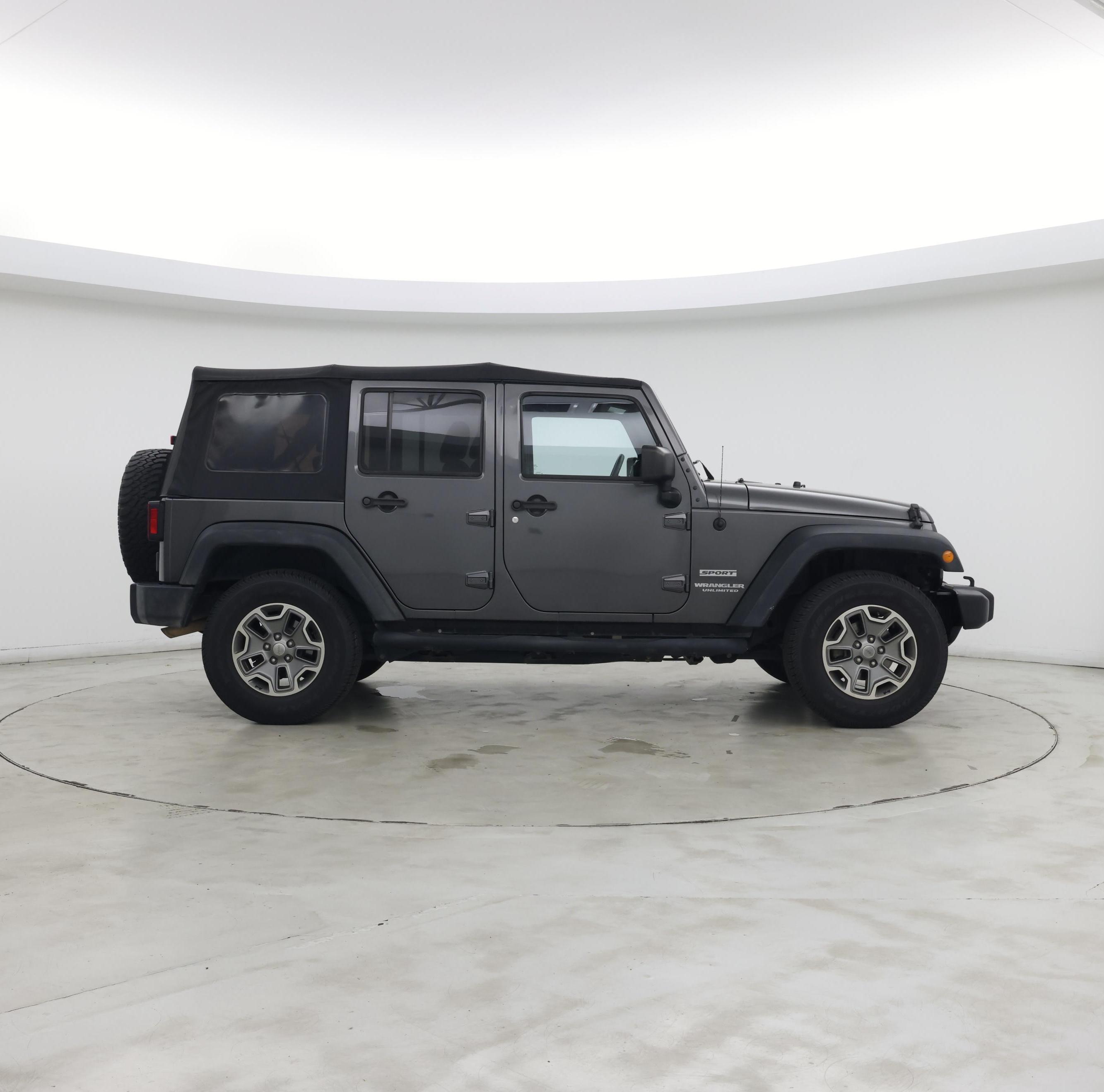Thumbnail: 2014 Jeep Wrangler - 7