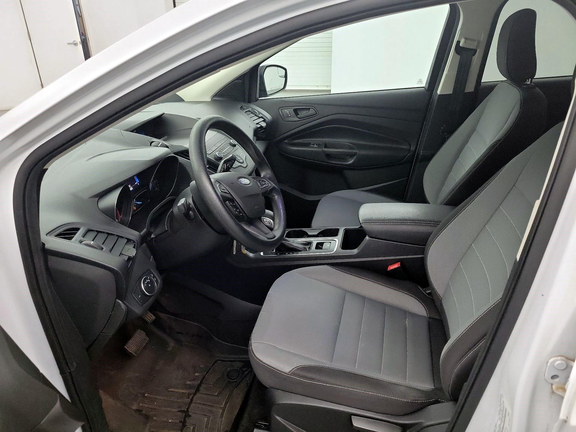 Thumbnail: 2019 Ford Escape - 9