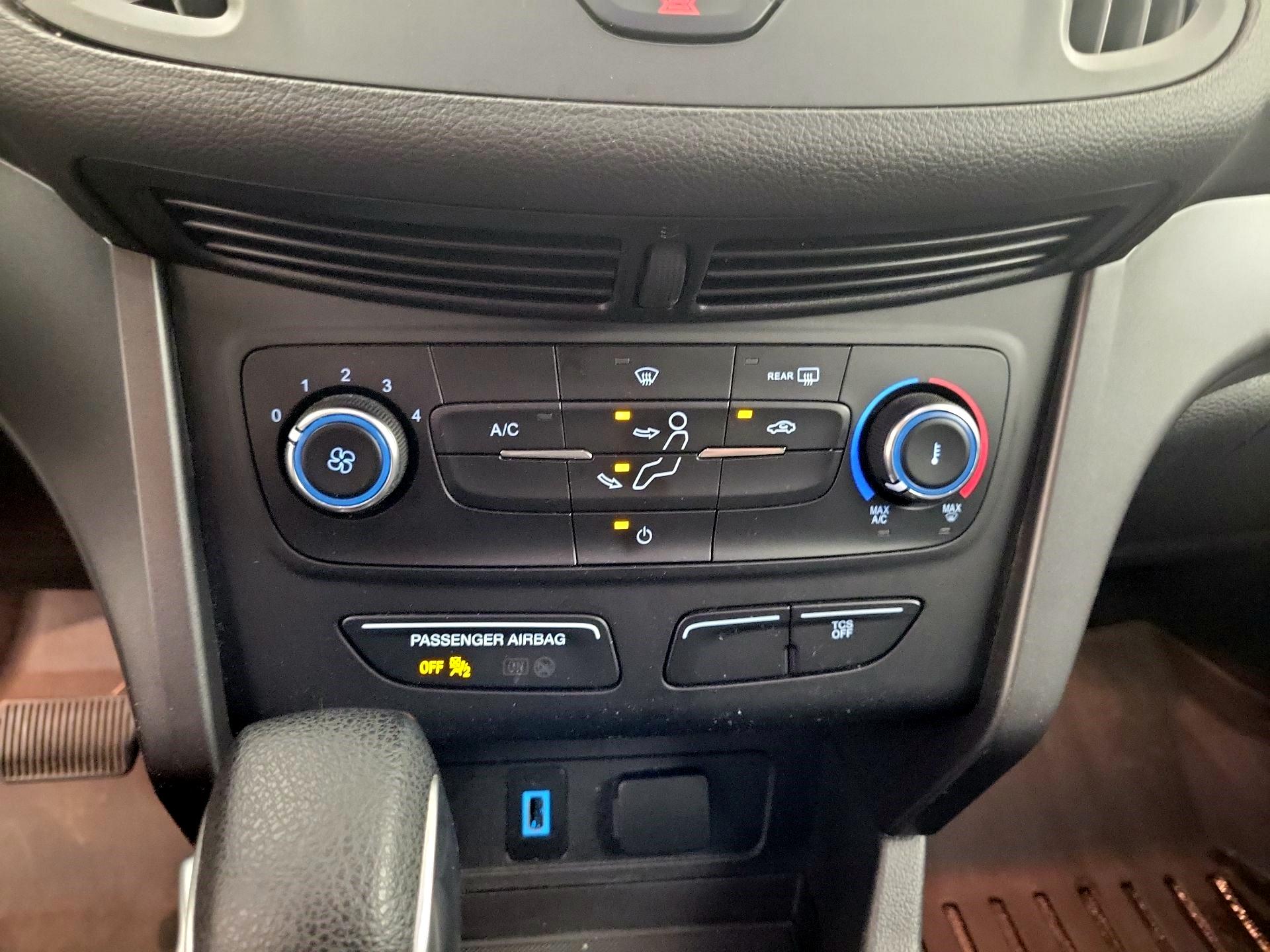 Thumbnail: 2019 Ford Escape - 14