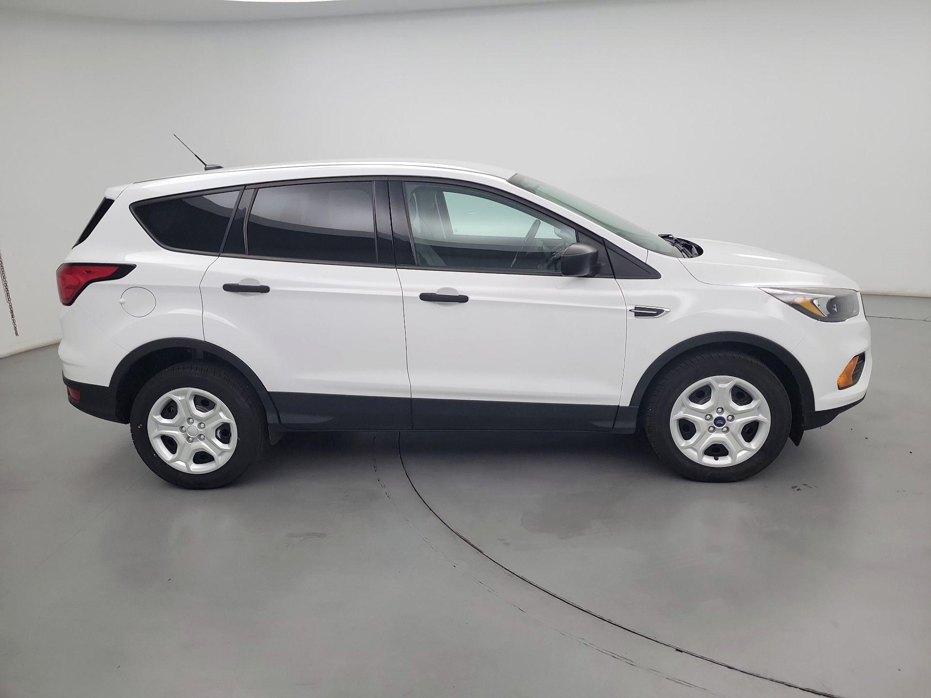 Thumbnail: 2019 Ford Escape - 4