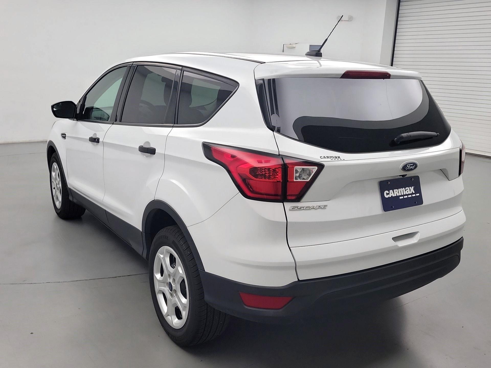 Thumbnail: 2019 Ford Escape - 7
