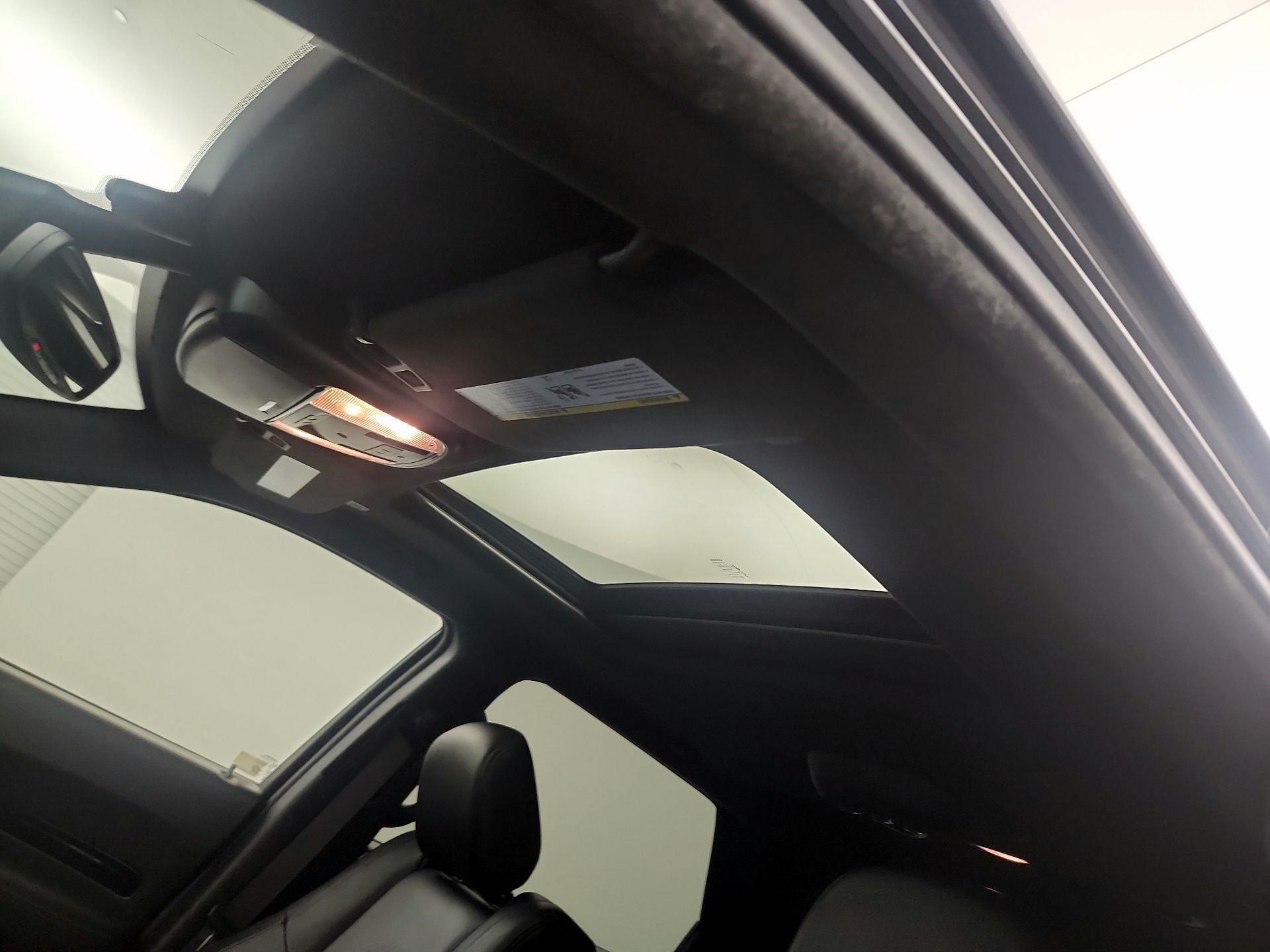 Thumbnail: 2021 Dodge Durango - 18