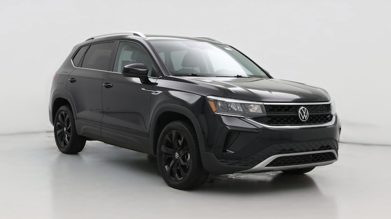 2023 Volkswagen Taos SE Hero Image