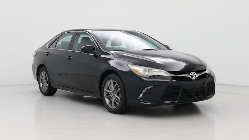 2016 Toyota Camry SE Hero Image