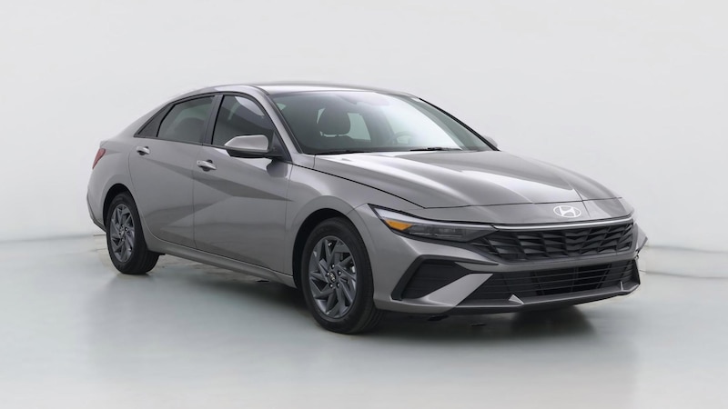 2024 Hyundai Elantra SEL Hero Image