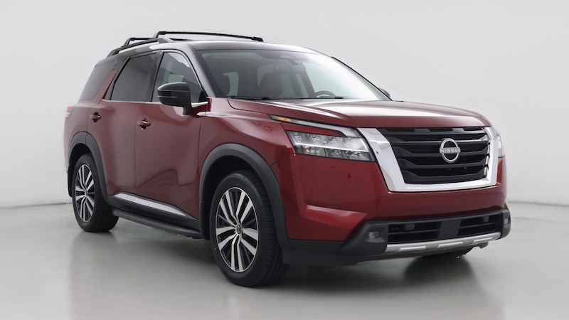 2022 Nissan Pathfinder Platinum Hero Image