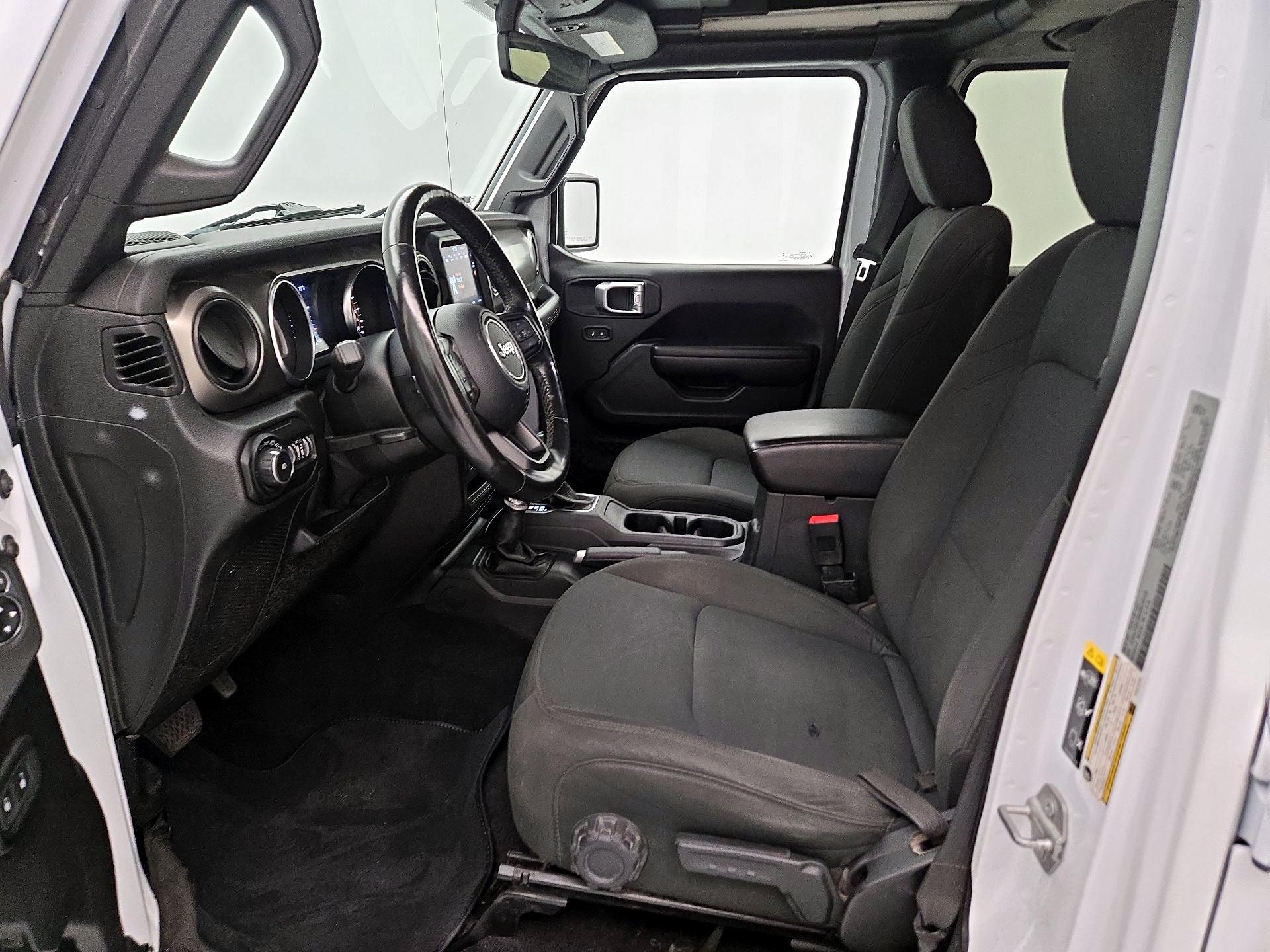 Thumbnail: 2021 Jeep Wrangler - 11