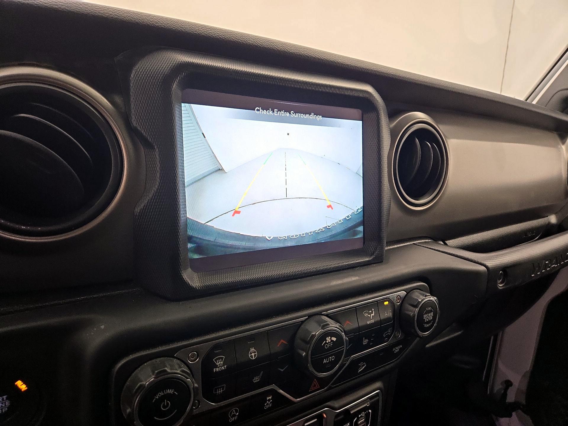 Thumbnail: 2021 Jeep Wrangler - 14