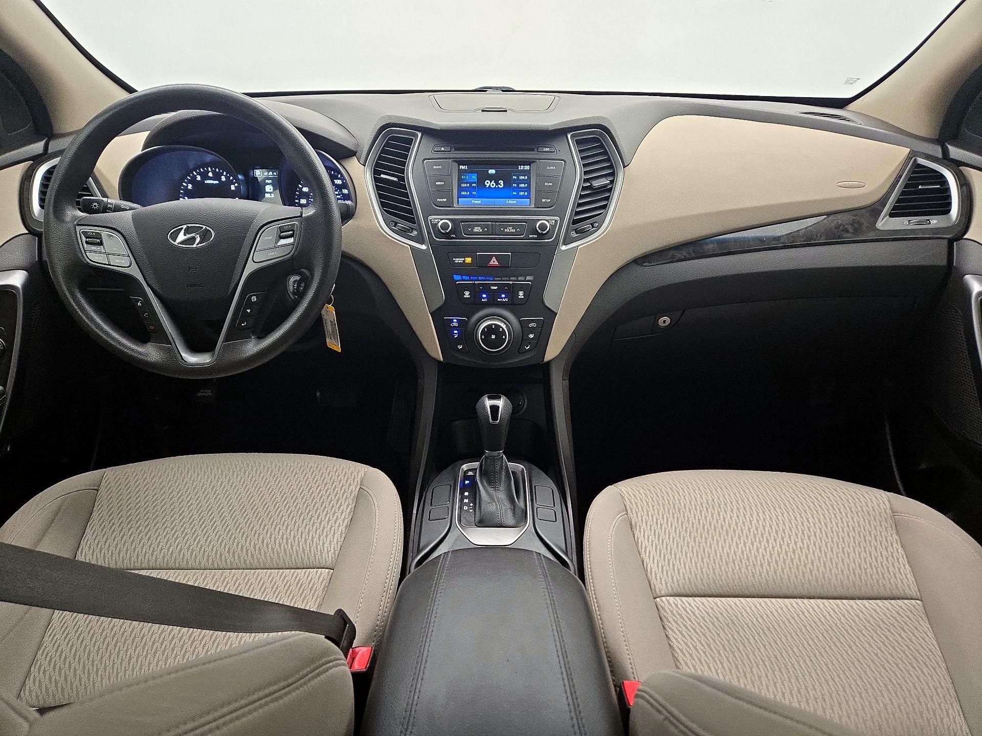 Thumbnail: 2017 Hyundai Santa Fe - 9