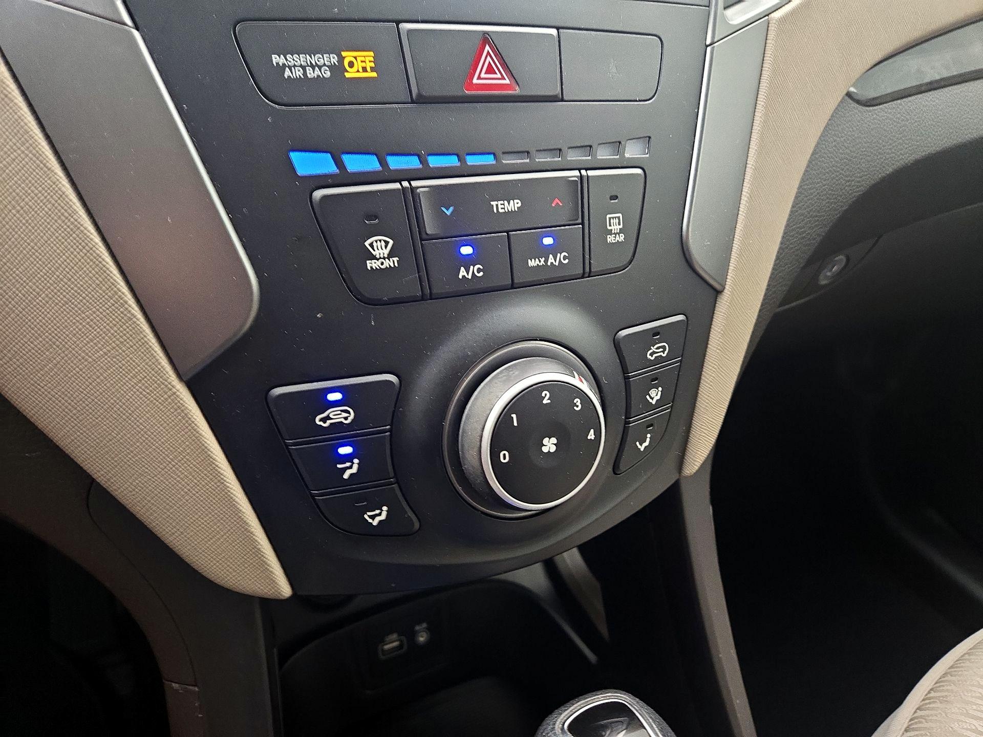 Thumbnail: 2017 Hyundai Santa Fe - 16