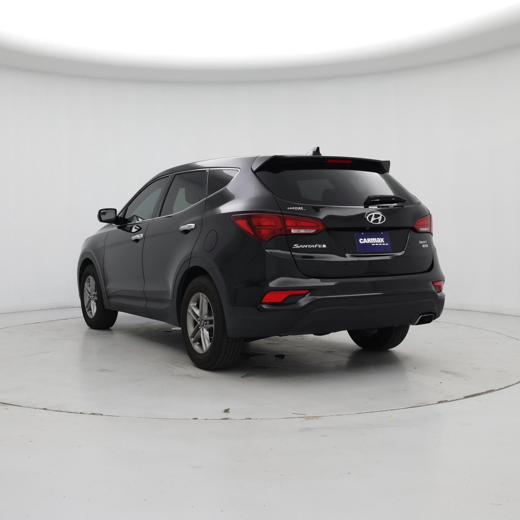 Thumbnail: 2017 Hyundai Santa Fe - 2