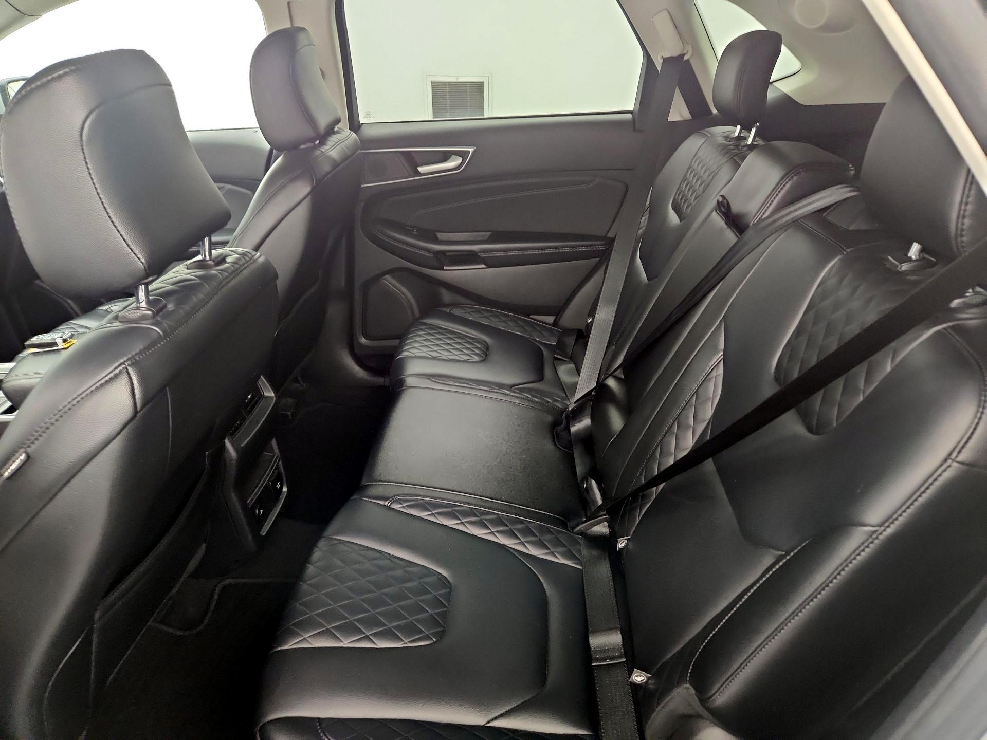 Thumbnail: 2023 Ford Edge - 19