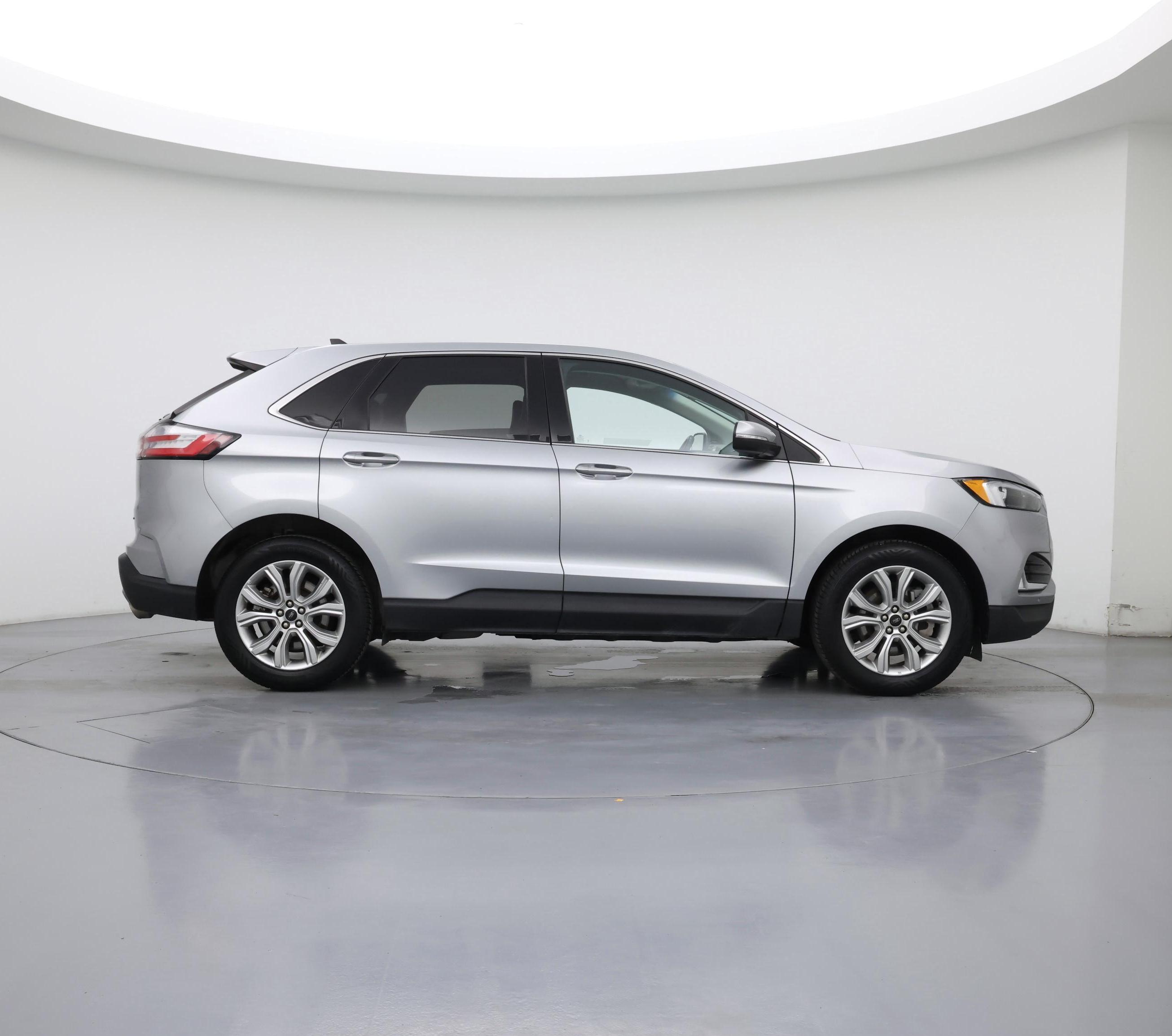 Thumbnail: 2023 Ford Edge - 7