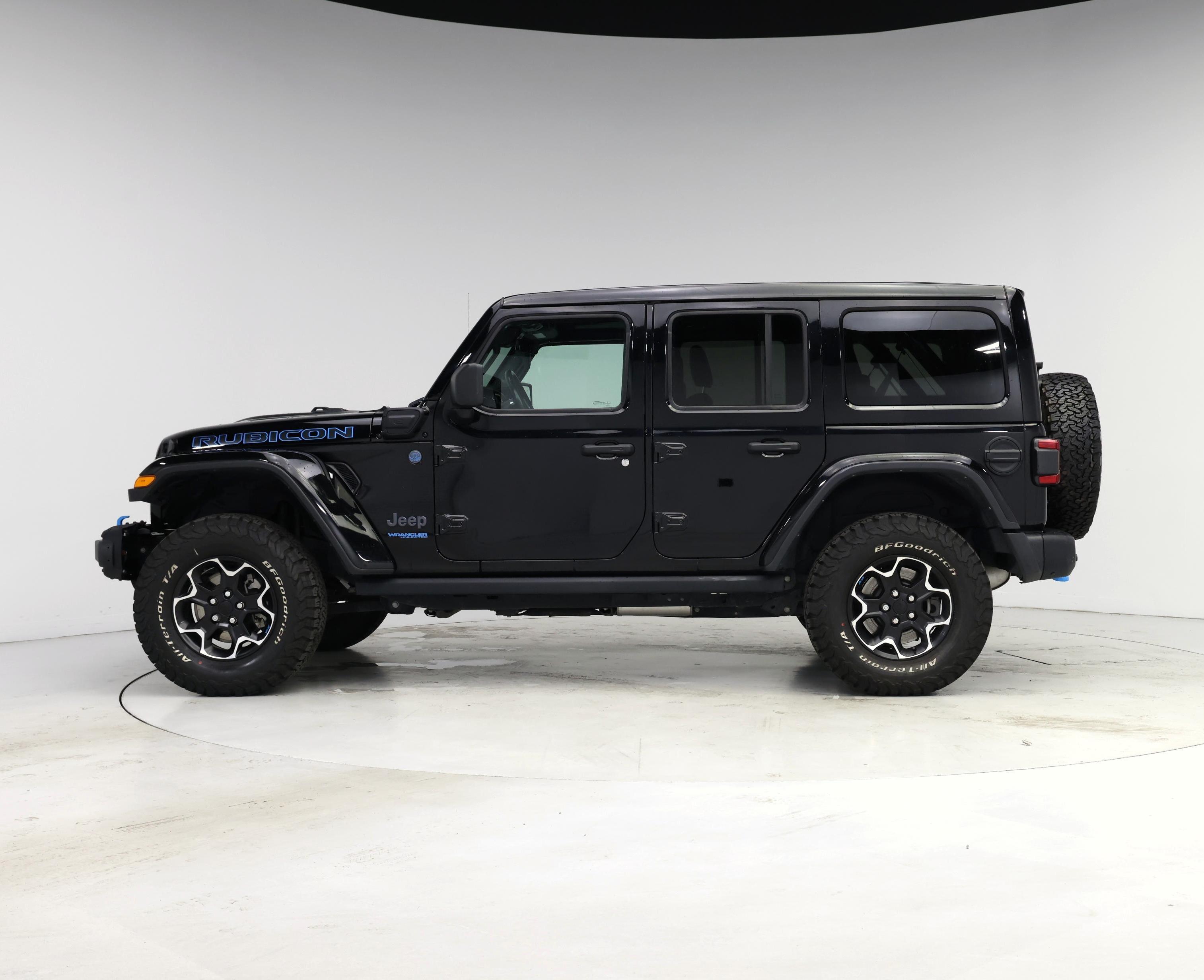 Thumbnail: 2021 Jeep Wrangler - 3