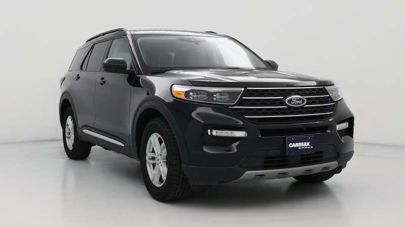 2023 Ford Explorer XLT Hero Image