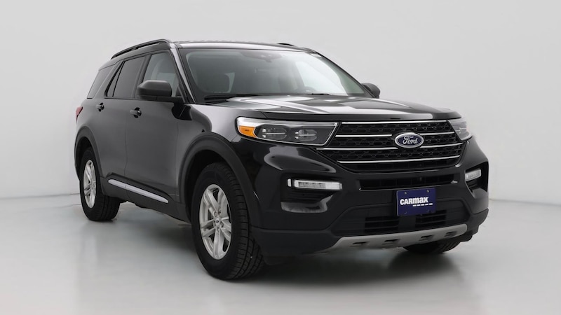 2023 Ford Explorer XLT Hero Image