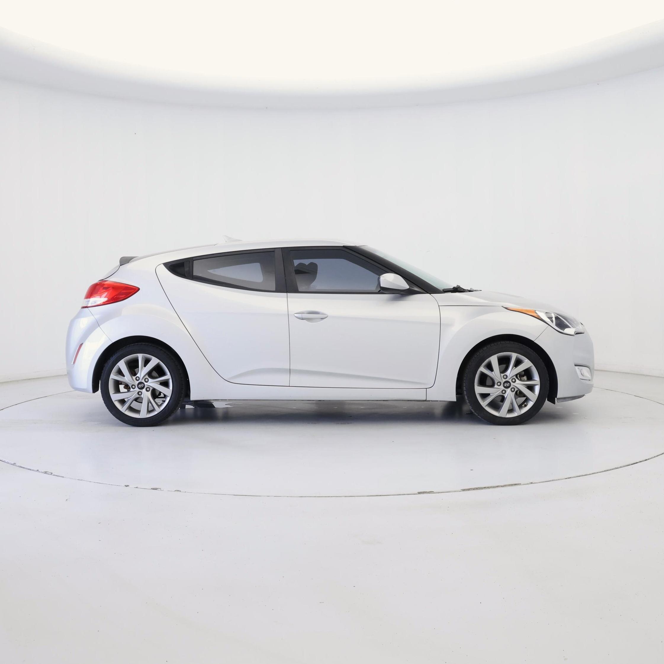 Thumbnail: 2017 Hyundai Veloster - 7