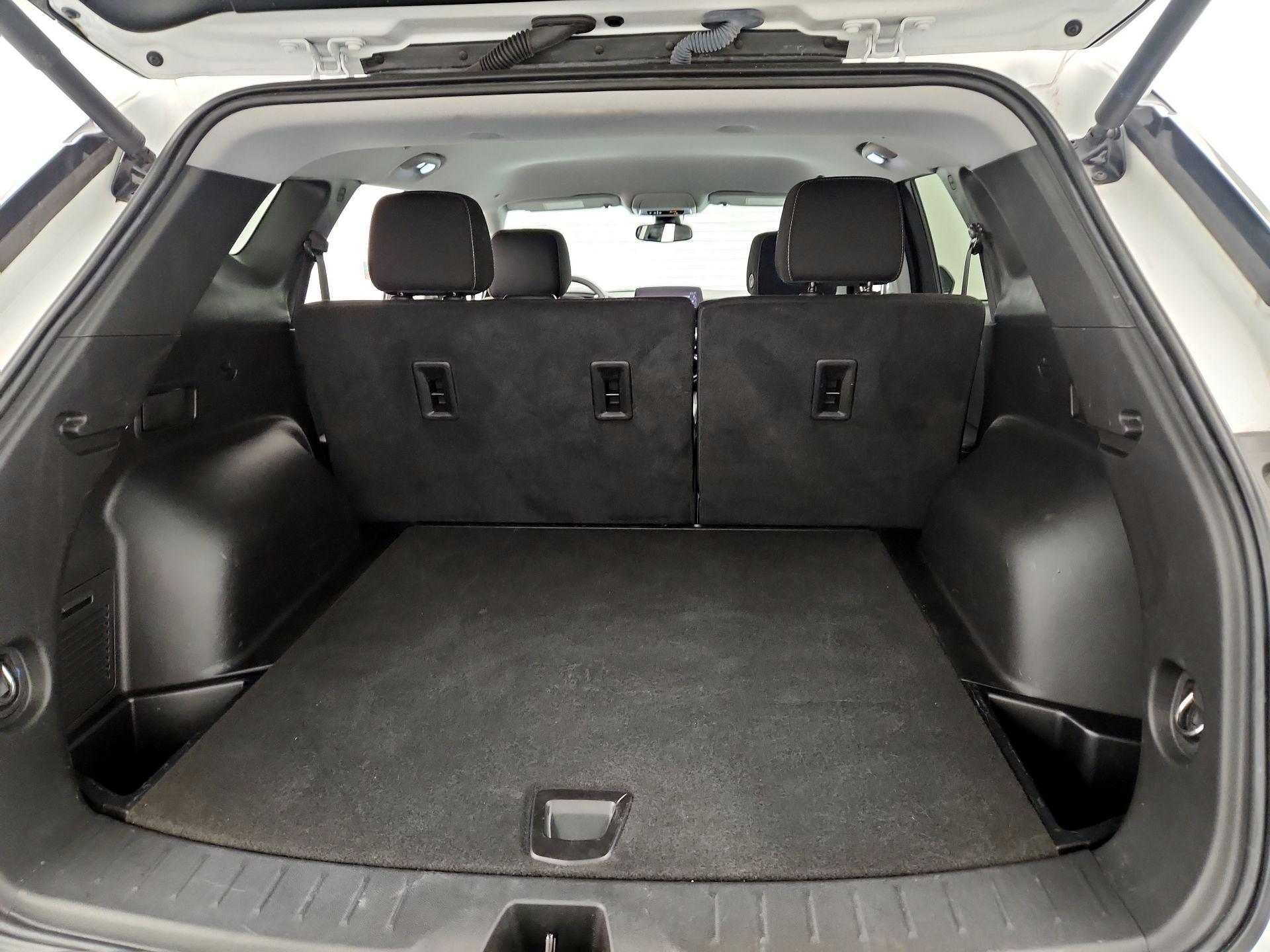 Thumbnail: 2023 Chevrolet Blazer - 20