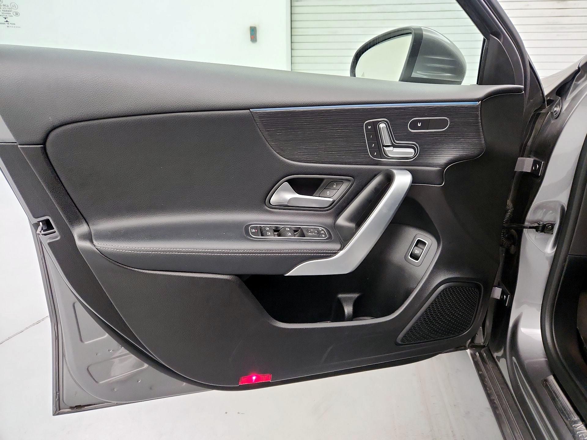 Thumbnail: 2019 Mercedes-Benz A-Class - 12