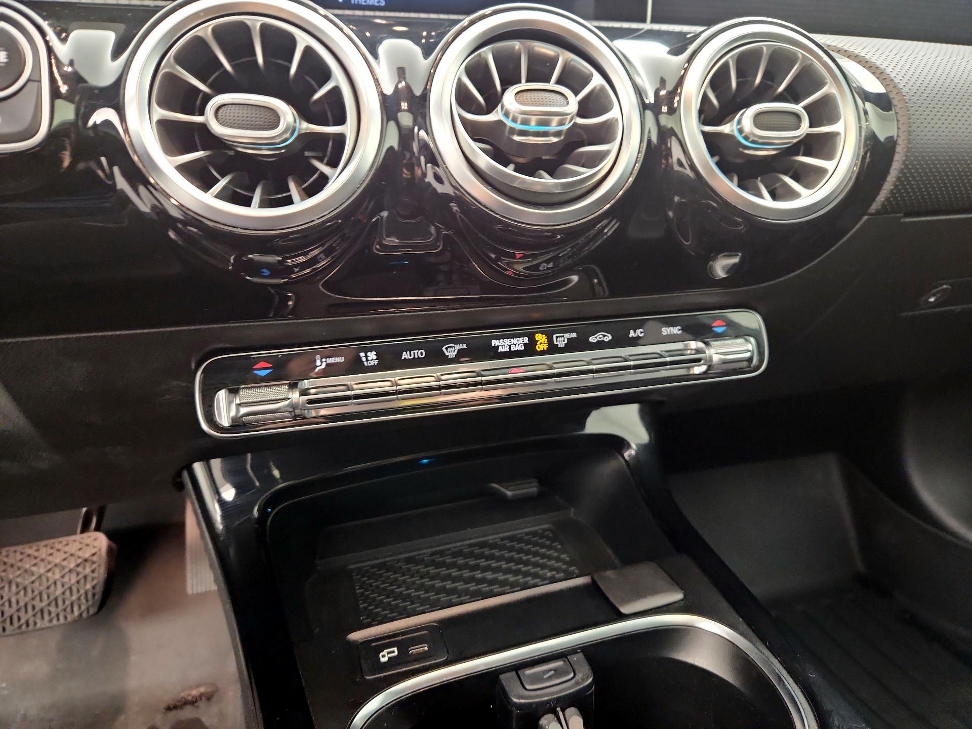 Thumbnail: 2019 Mercedes-Benz A-Class - 16