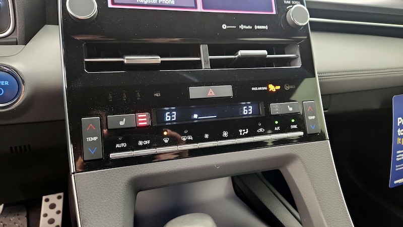 2020 Toyota Avalon XSE 16