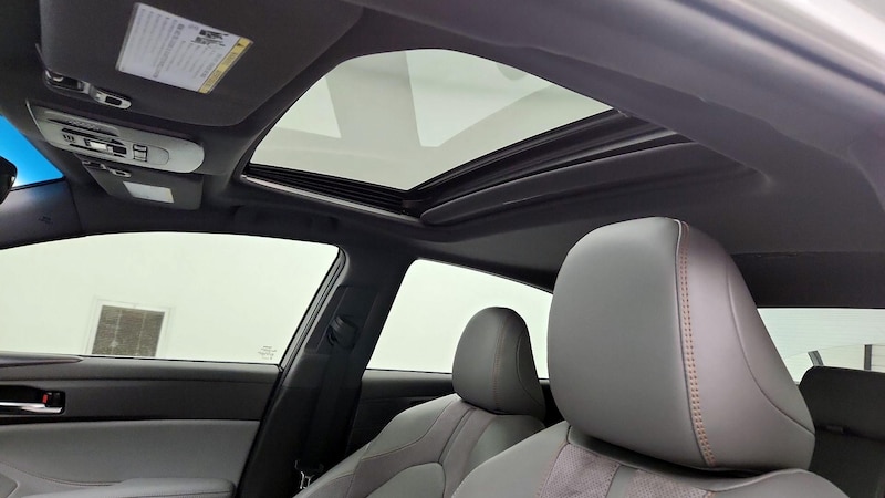 2020 Toyota Avalon XSE 19