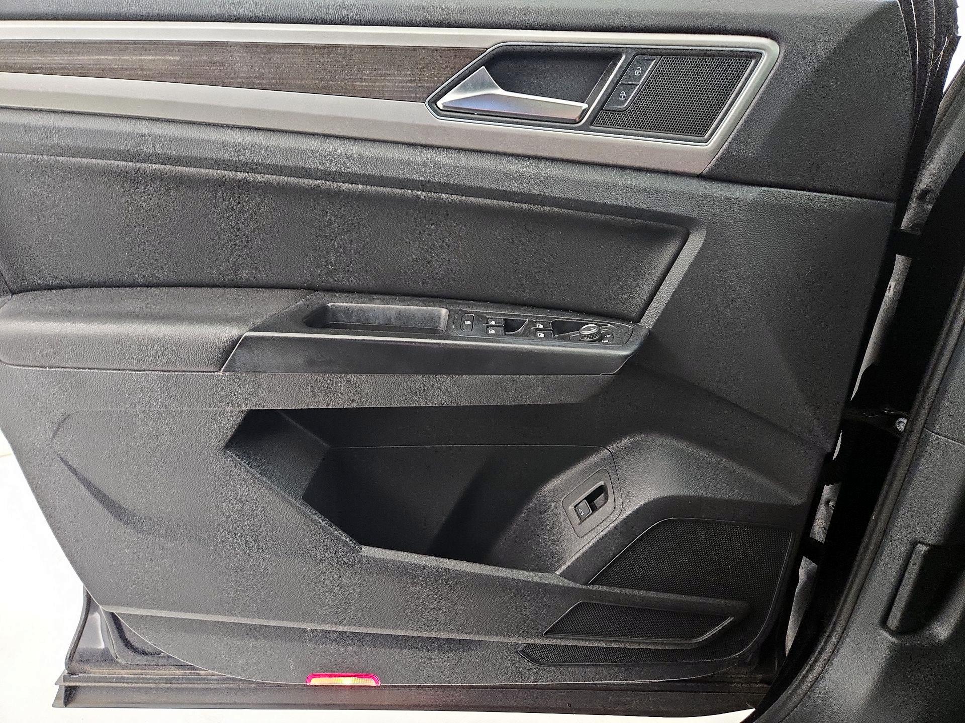 Thumbnail: 2019 Volkswagen Atlas - 12