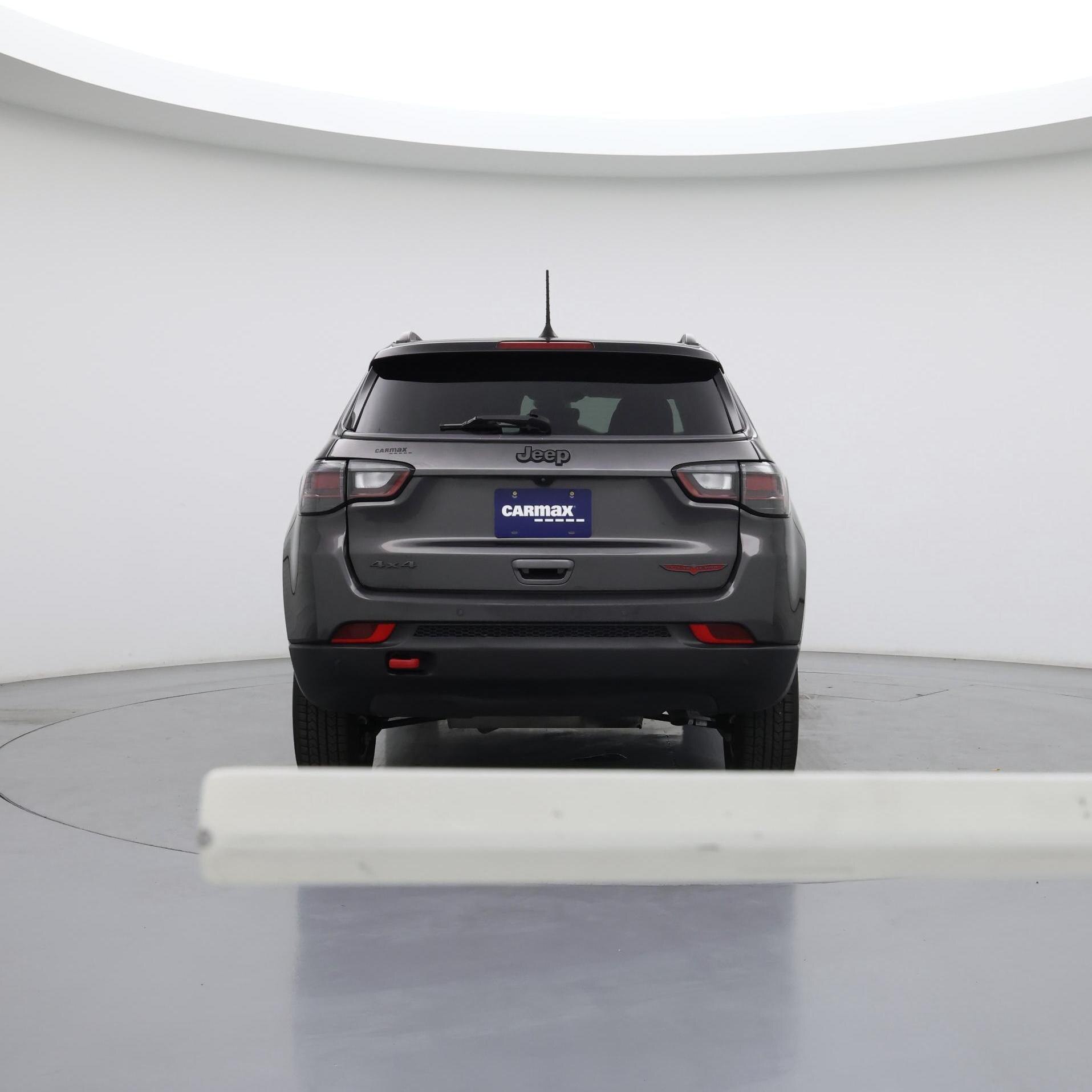 Thumbnail: 2022 Jeep Compass - 6