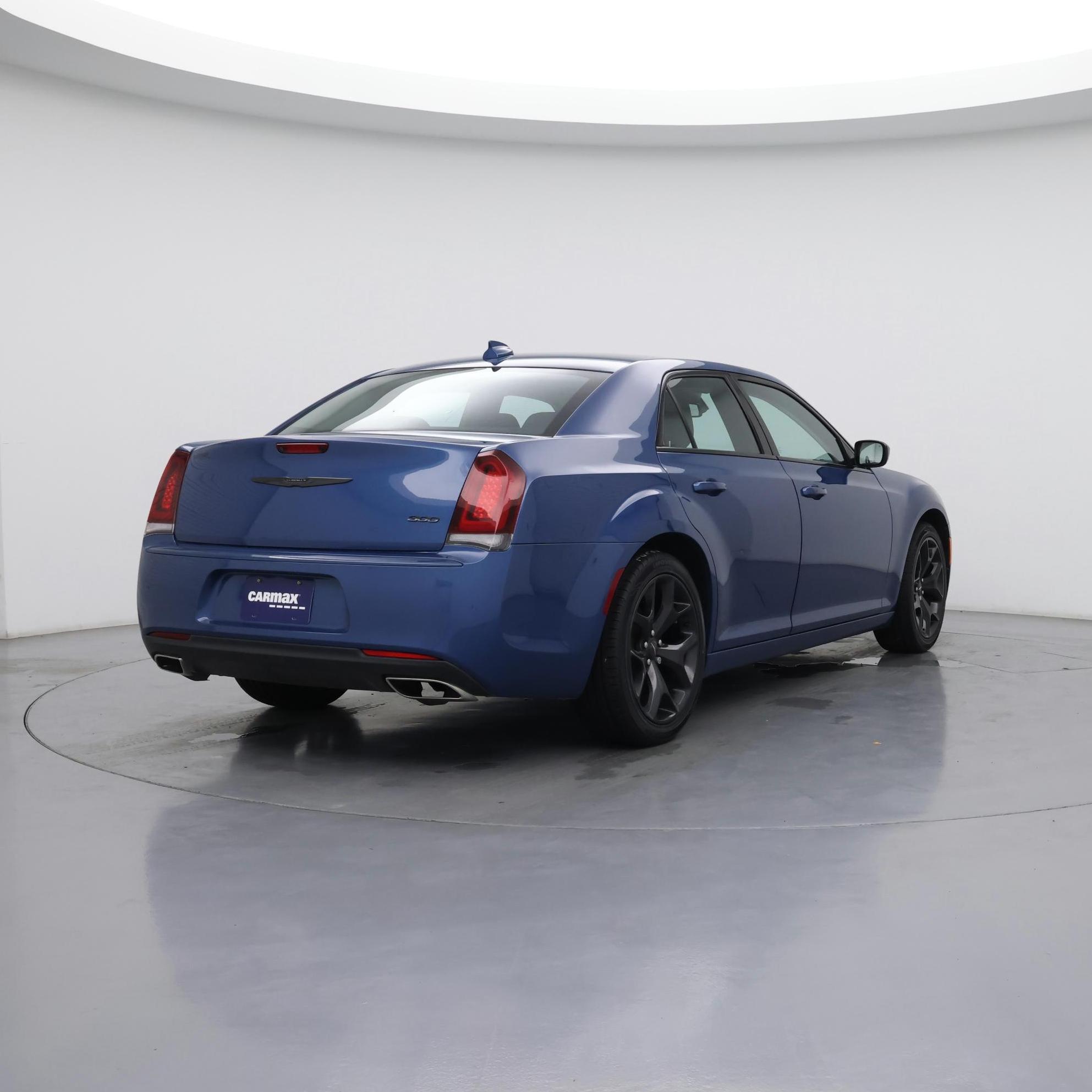 Thumbnail: 2021 Chrysler 300 - 8