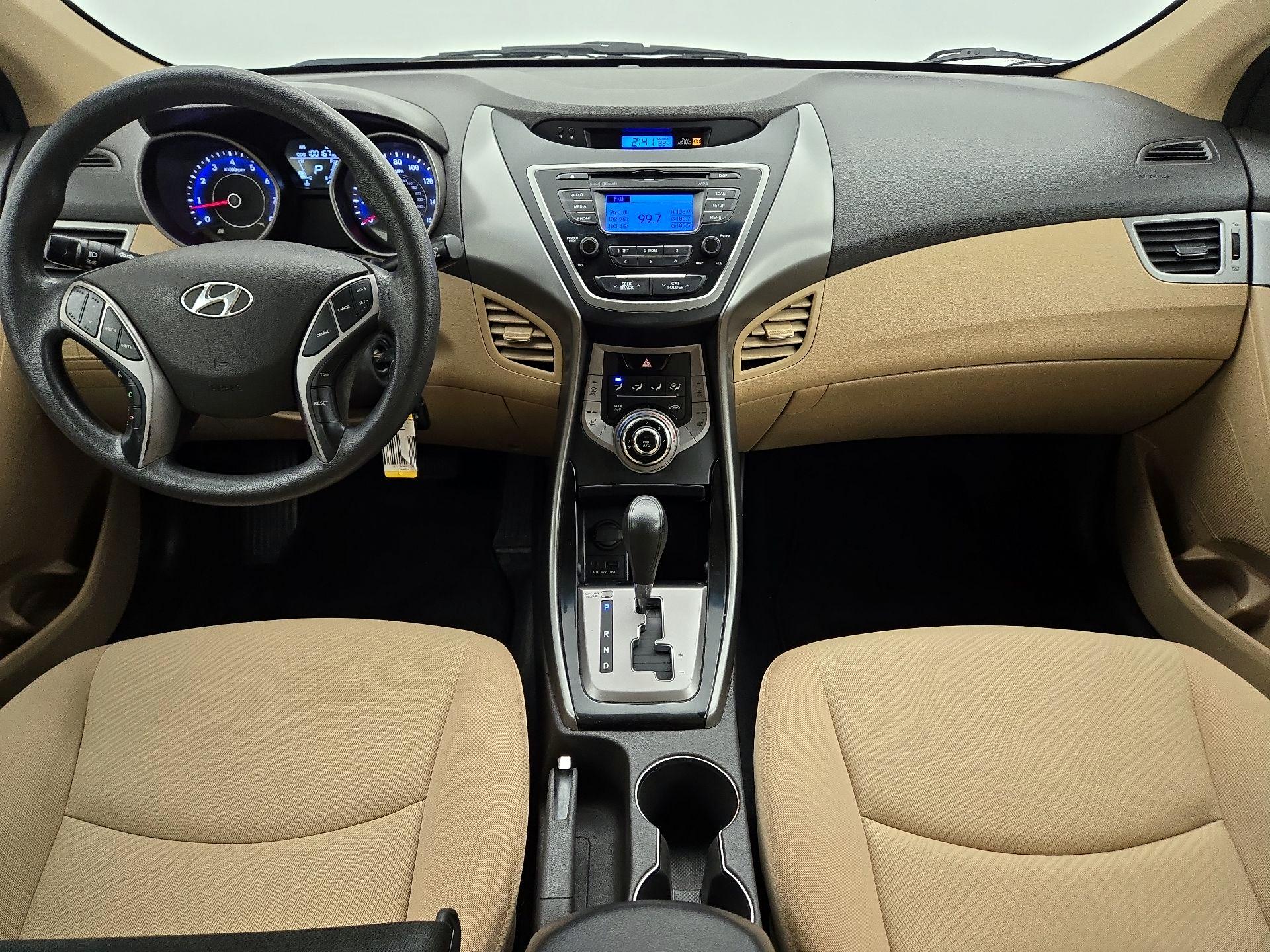 Thumbnail: 2013 Hyundai Elantra - 9