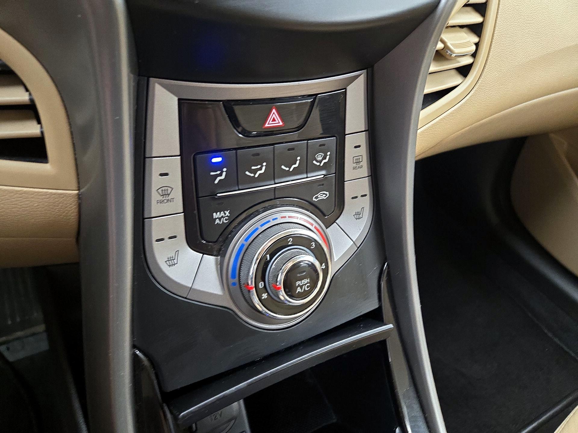 Thumbnail: 2013 Hyundai Elantra - 15