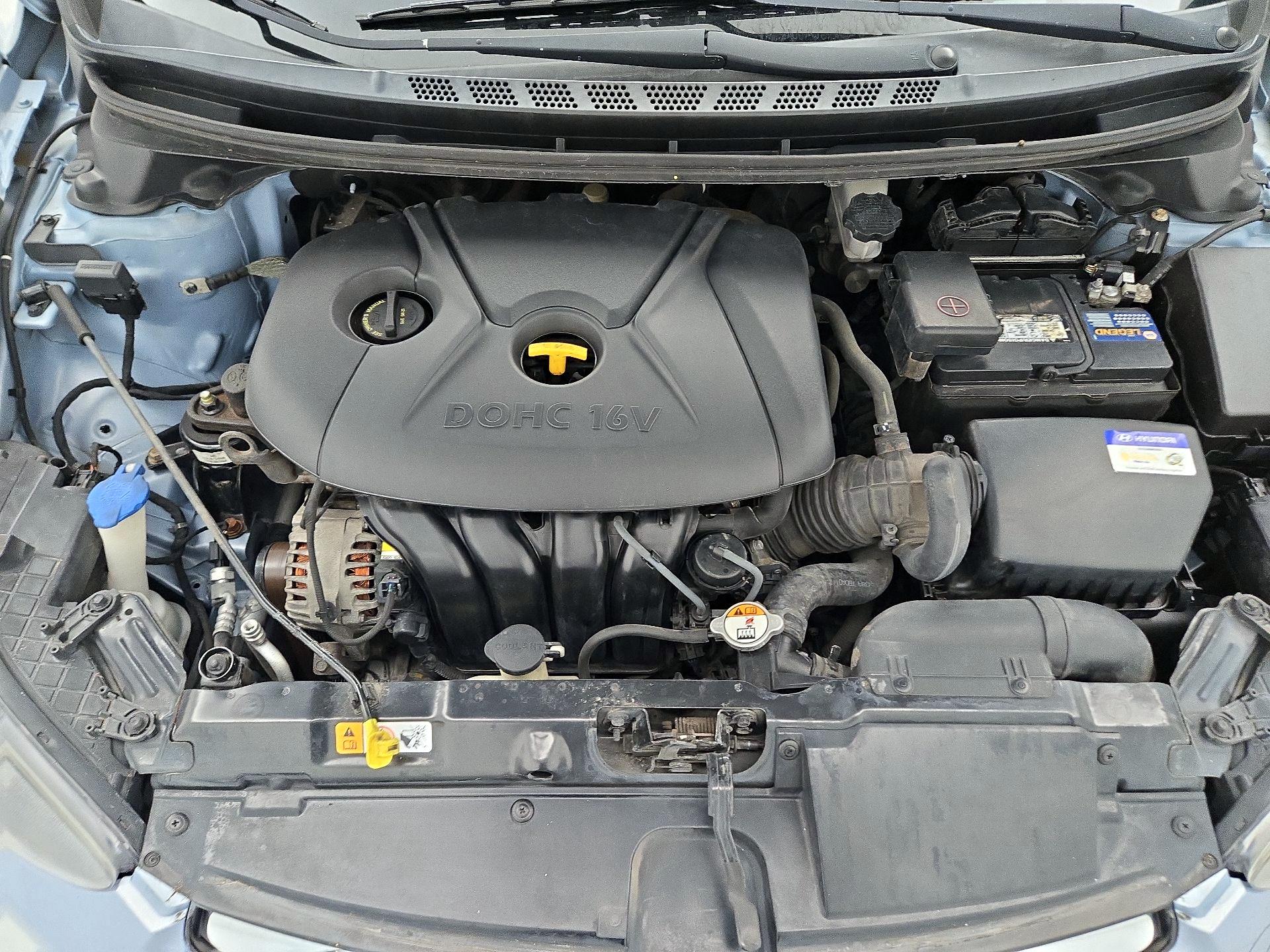 Thumbnail: 2013 Hyundai Elantra - 20