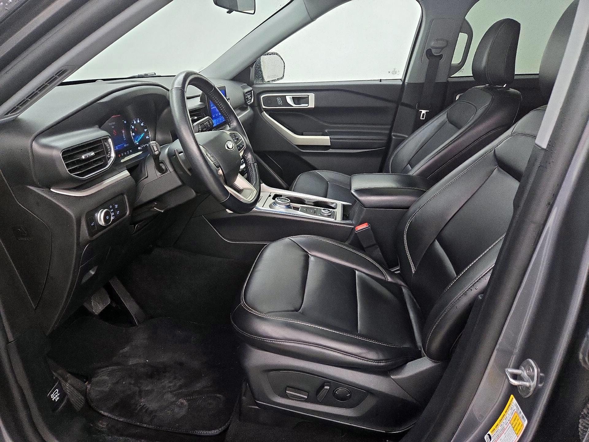 Thumbnail: 2021 Ford Explorer - 11