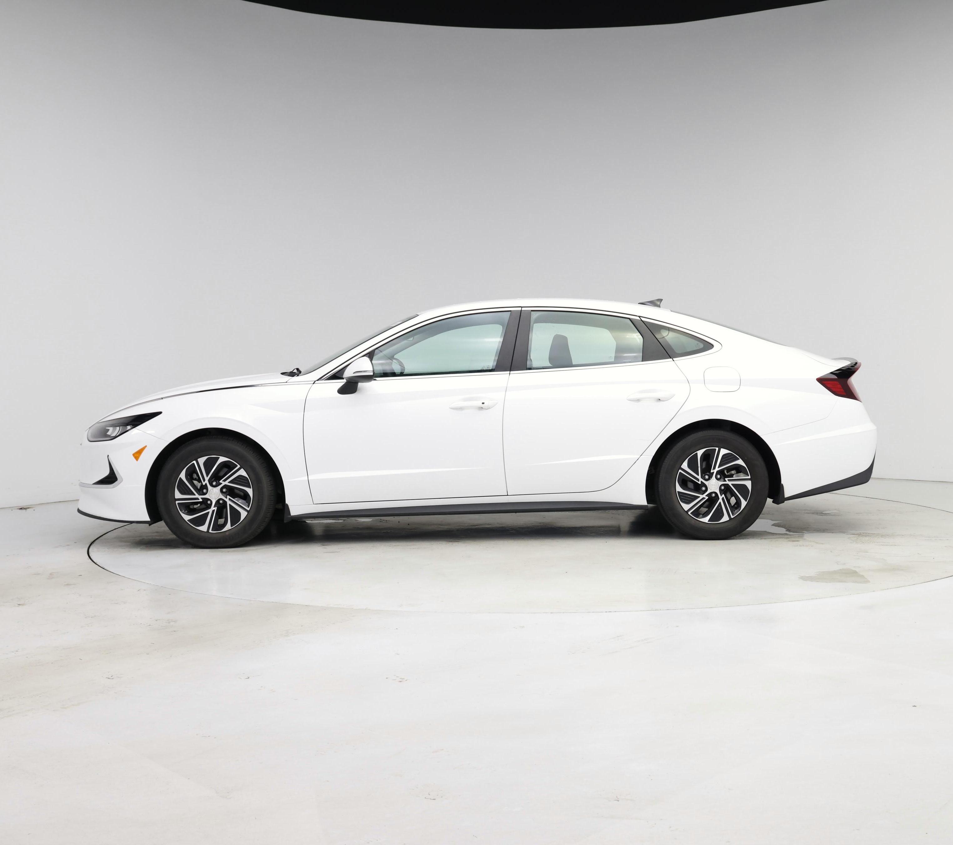 Thumbnail: 2022 Hyundai Sonata - 3