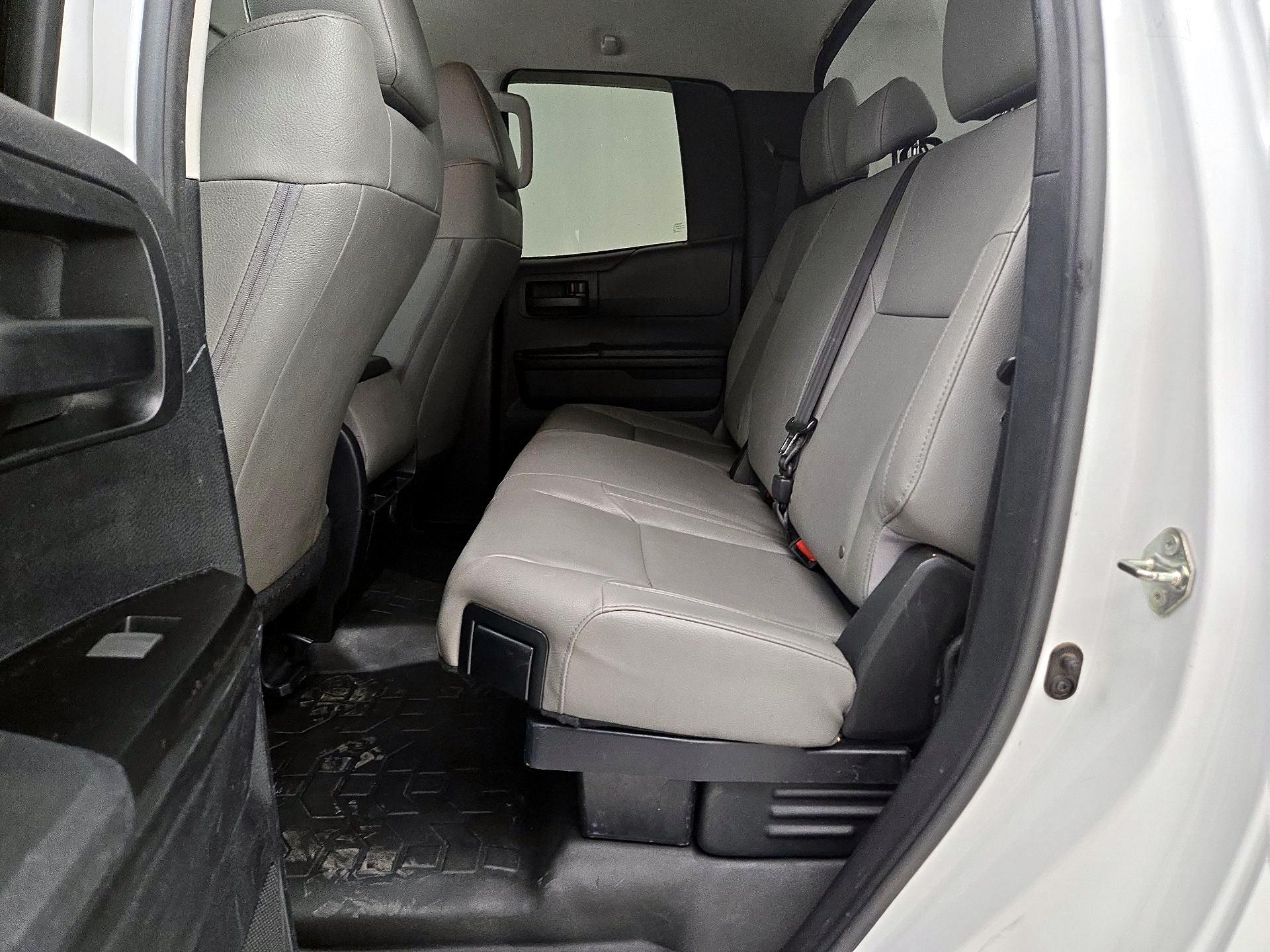 Thumbnail: 2019 Toyota Tundra - 19