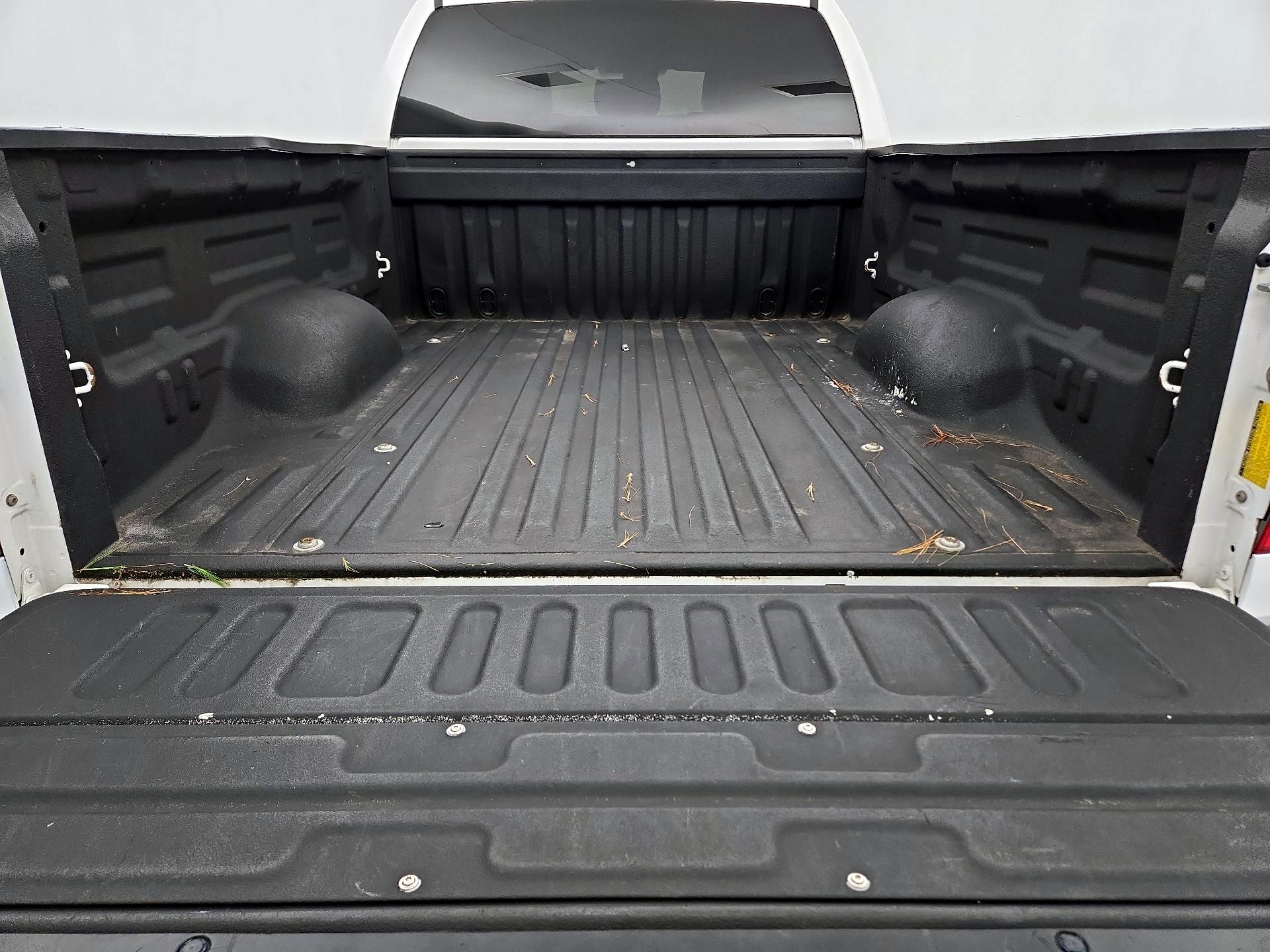 Thumbnail: 2019 Toyota Tundra - 20