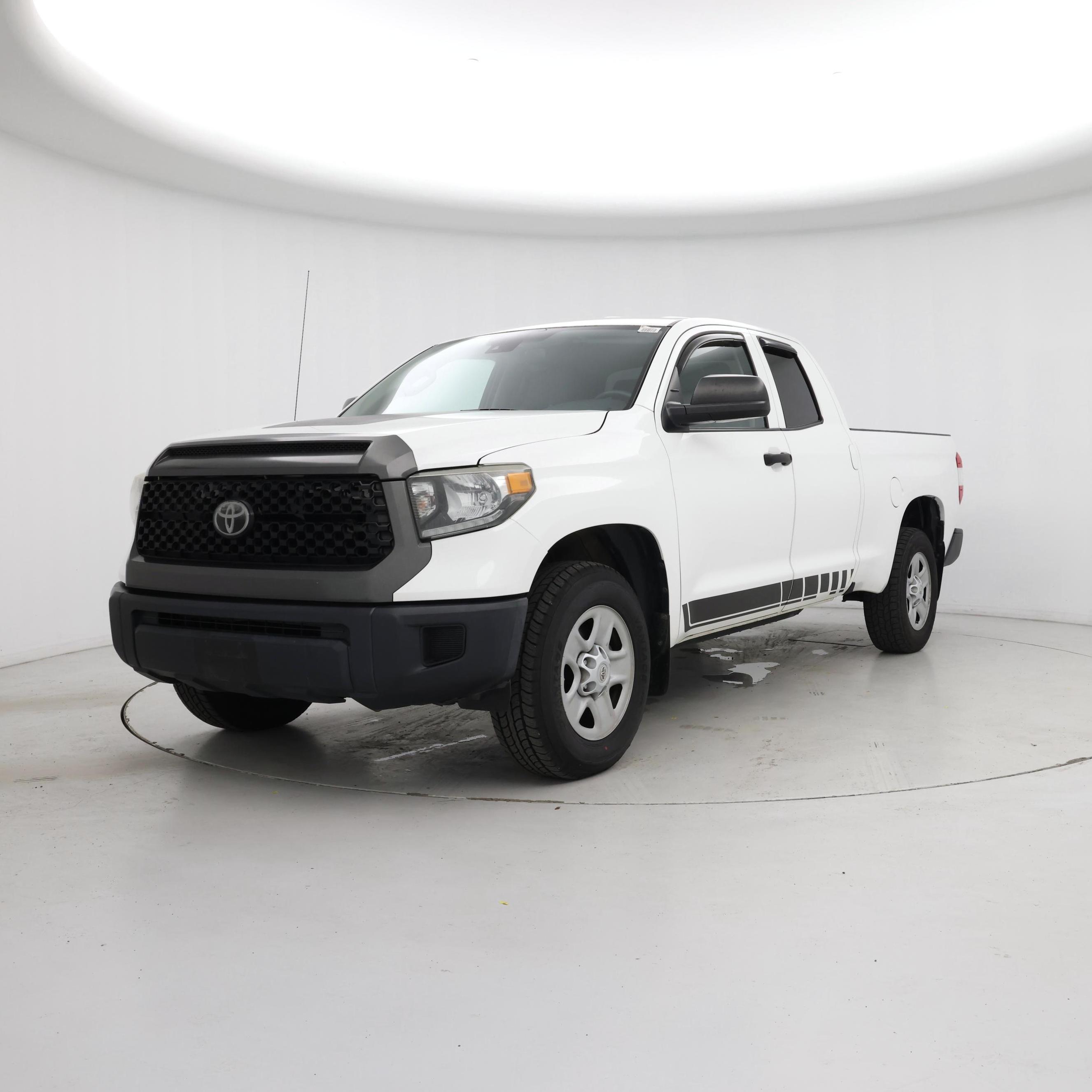 Thumbnail: 2019 Toyota Tundra - 4