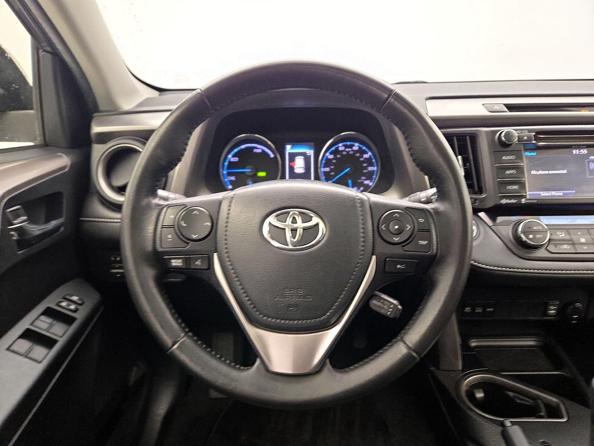 Thumbnail: 2018 Toyota RAV4 - 10