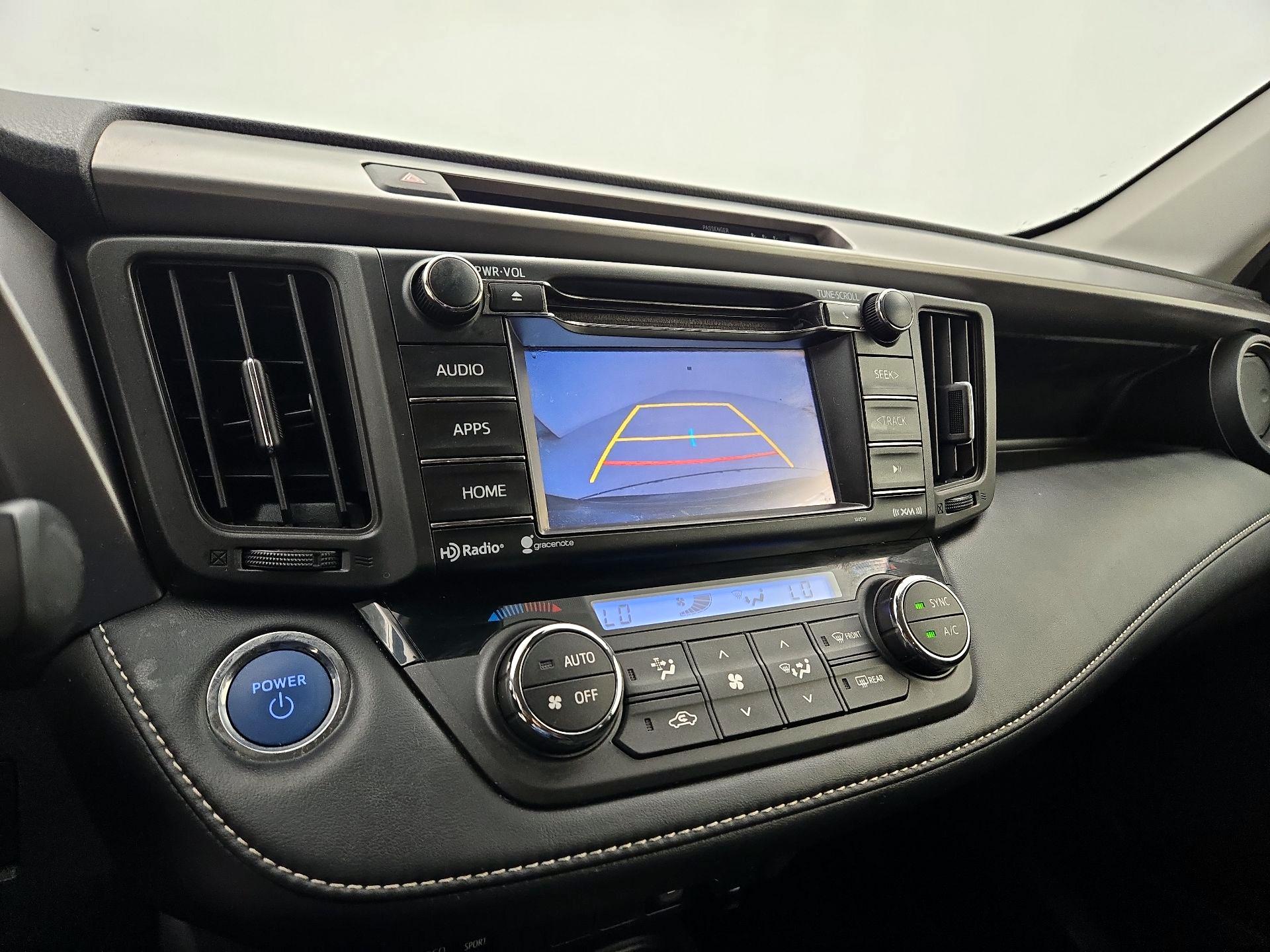 Thumbnail: 2018 Toyota RAV4 - 14