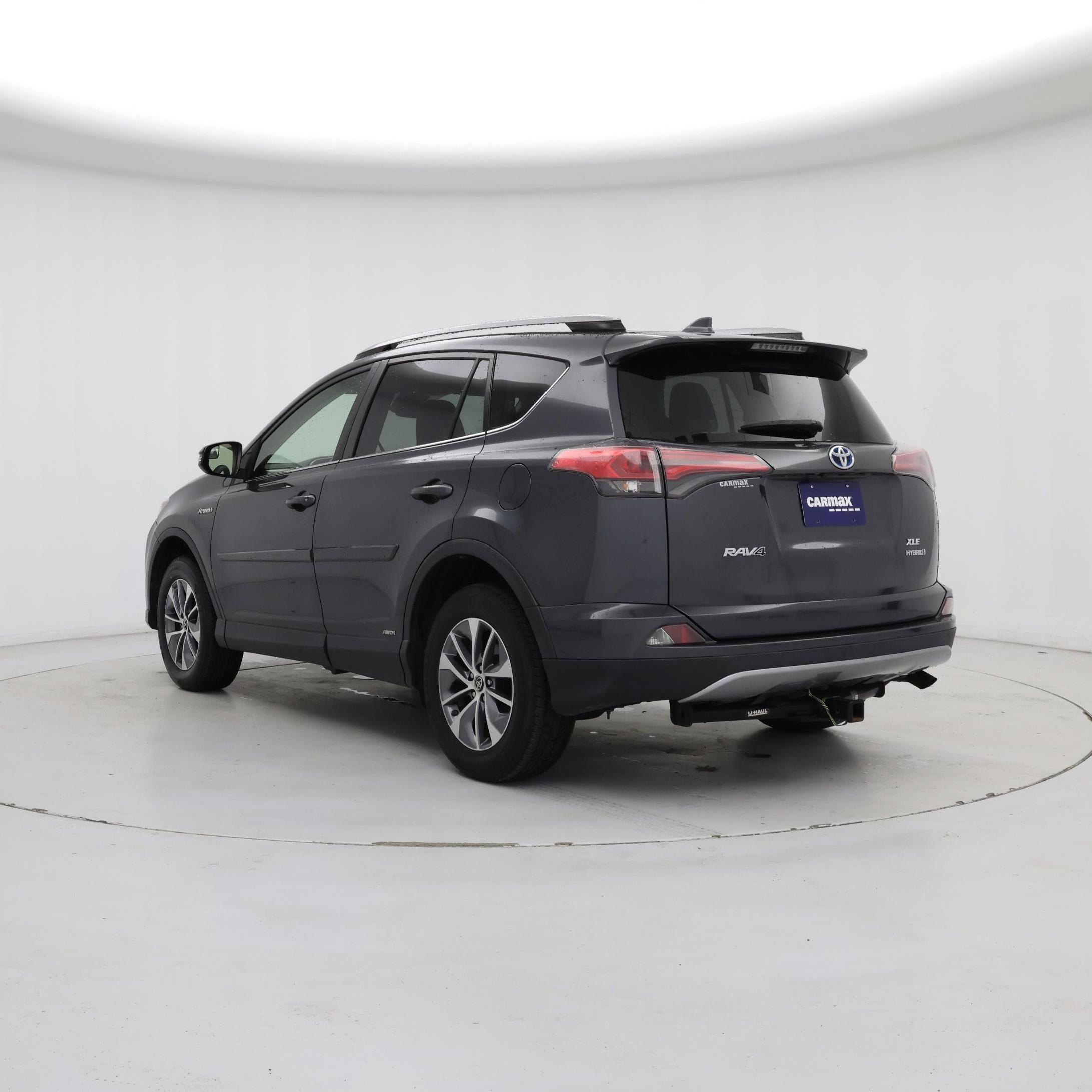 Thumbnail: 2018 Toyota RAV4 - 2