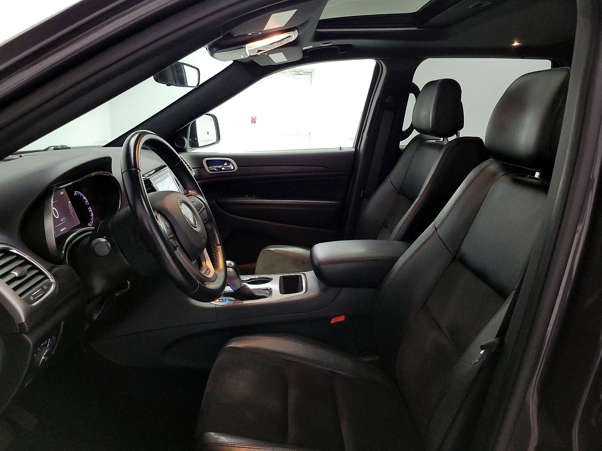 Thumbnail: 2021 Jeep Grand Cherokee - 11